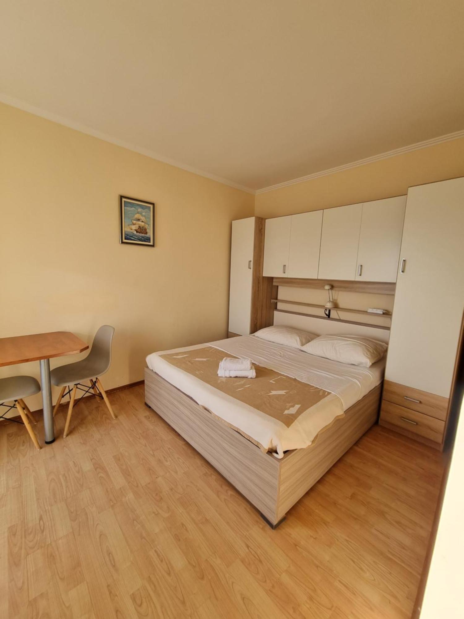 Apartmani Apollo - Drasnice Room photo